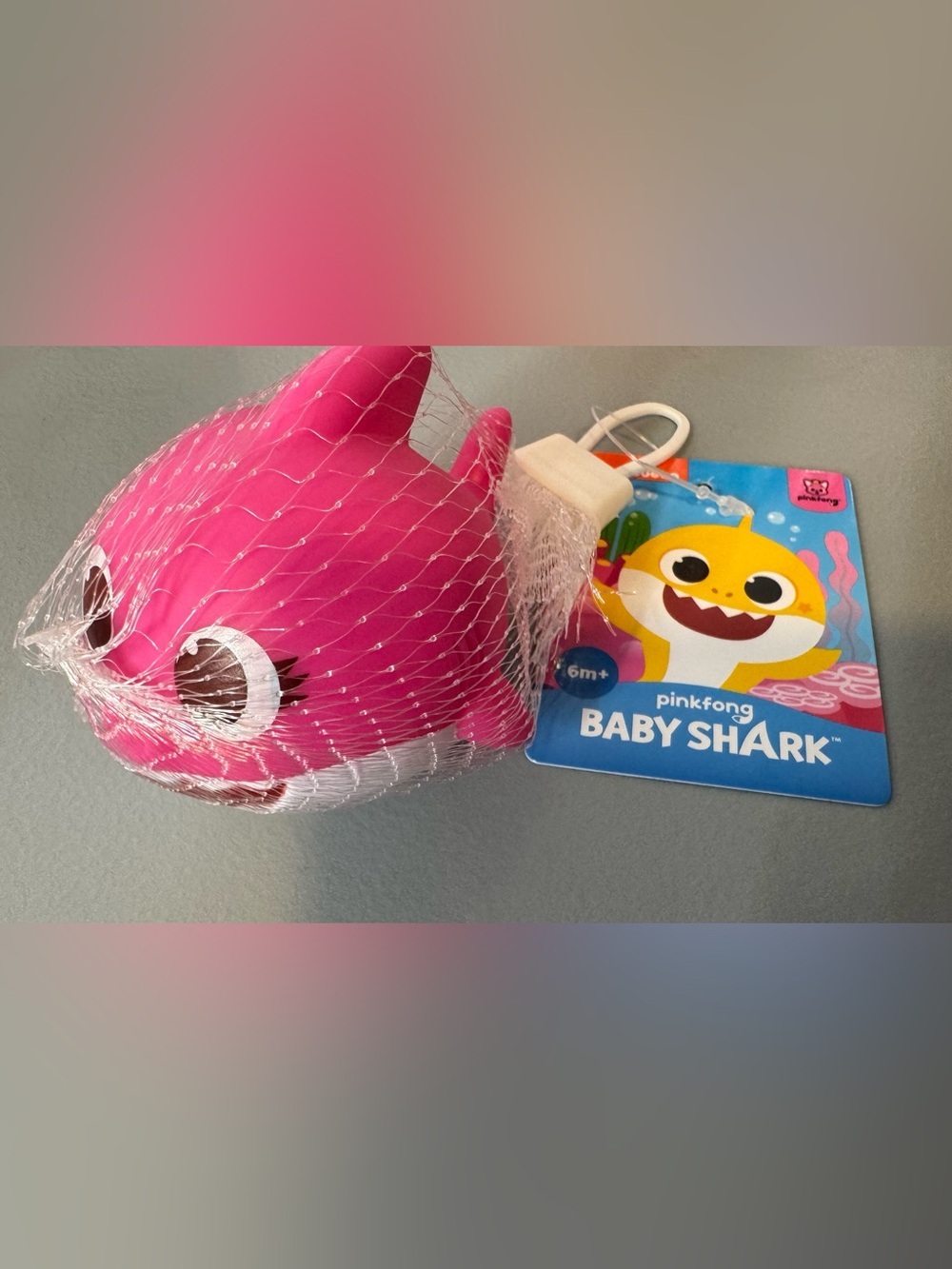 Pinkfong Baby Shark Pink Bath Toy play time 6M+